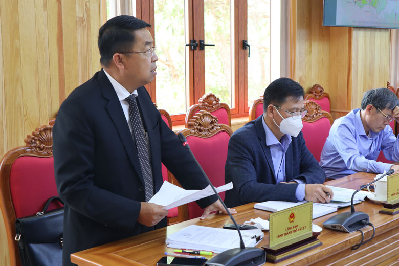 Đại diện lãnh đạo TP Đà Lạt đóng góp ý kiến phát triển quy hoạch trên địa bàn